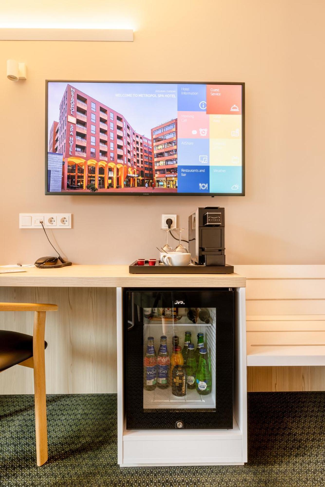 Metropol 4*